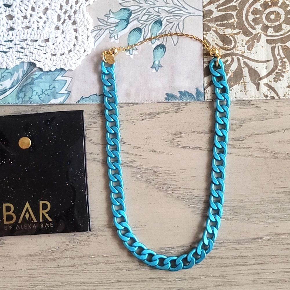 Cuban Chain Link Magnetic Necklace Metallic Pale Aqua